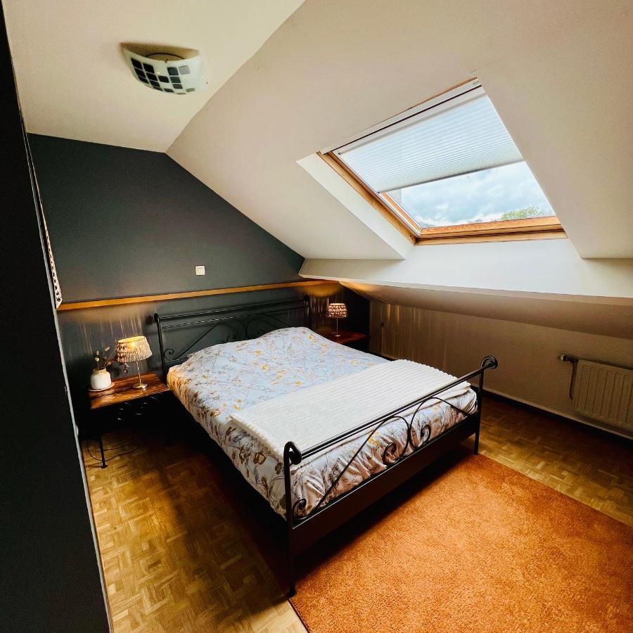 Appartement Au Coeur De Rochefort Kültér fotó